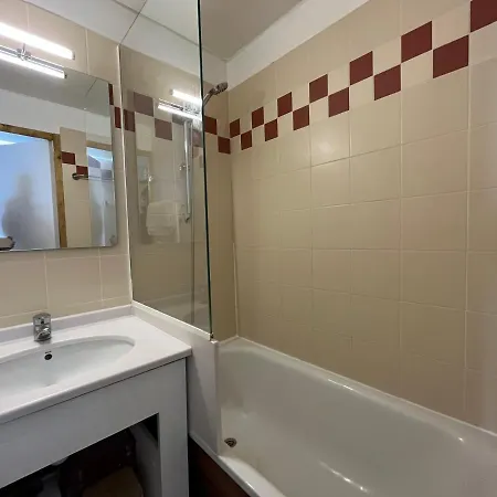 Beautiful On The Slopes *